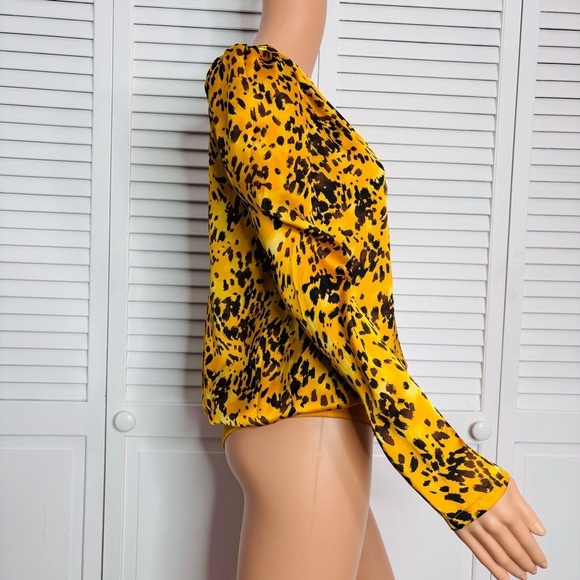 BUDDY LOVE Tortoiseshell Melissa Surplice Long Sleeve Bodysuit Size Small - Picture 6 of 9